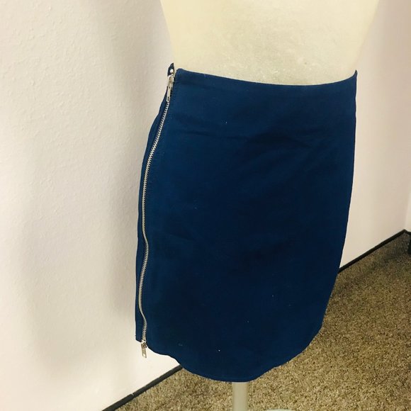 BB Dakota Warren Skirt with Side Zippers - Picture 1 of 11